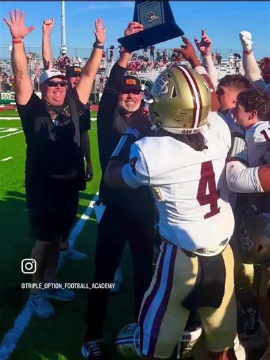 Oak Hall (FL) Goes From 4 Wins to STATE CHAMPIONS After Working With Dr. Lou Cella #shorts
