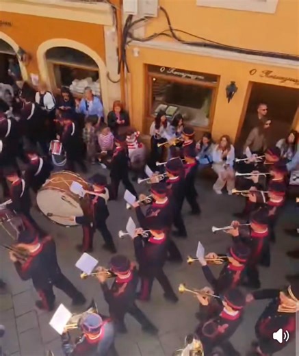 30K views · 771 reactions | LIVE now in Corfu Town. This video thanks to The Governor Olive Oil tasting house in Corfu Town ❤️ Did you know they offer great tours to find out more and loys of all great things to do on Corfu visut our website https://corfutourist.com/corfutripstoursactivites | Corfu Tourist | Facebook