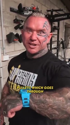 LEE PRIEST: Weight Stack vs. Free Weights #bodybuilding #leepriest