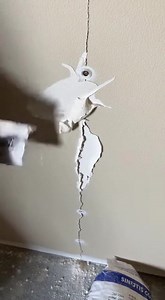 31K views · 113 reactions | Repairing Cracked Wall Seam with Setting Compound Permanent Fix #CrackRepair | Renovation Skill | Facebook