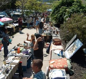 Join us this Saturday (5/4) for the largest outdoor flea market in the city!! FREE ADMISSION 8AM - 5PM EARLY BIRDS WELCOME 2201 Fairmont Avenue Philadelphia, PA 19130 | Phila Flea Markets