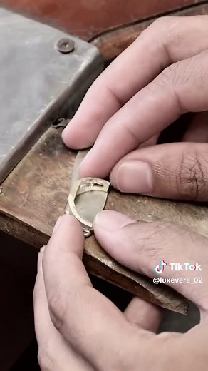 Silver Ring: Stunning Jewelry Designs and Trends