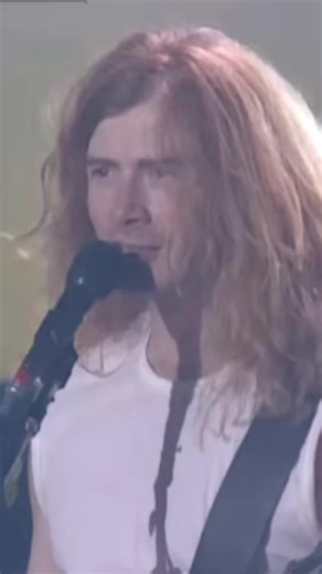 Peace sells to close out the infamous Woodstock ‘99 #fyp #foryoupage #megadeth #music #guitar @Megadeth