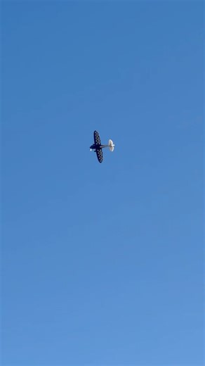 Inverted Flat Spin Fun E-flite Commander mPd 1.4m on 4S