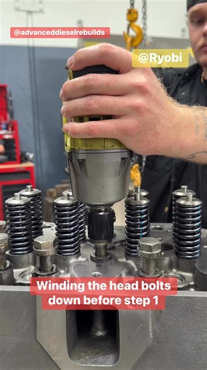 Winding the head bolts down before Step 1……………………………… @Ryobi CALL 📞 0417 250 317📍 3/19 JAY GEE COURT NERANG 4211-ALL HEAVY DIESEL REBUILDS and REPAIRS-COMPUTER DIAGNOSTICS and TUNING -SERVICING #dieselmechanic #mechanic #ComputerDiagnostics #tuning #diesel #dieseltrucks #enginerebuild #detroit #Cummins #caterpillar #boats #trucks #marine #logistics #haulage #transport #engine #mack #scania #kenworth #volvo #mitsubishi #fuso #apprentice #servicing | Advanced Diesel Rebuilds