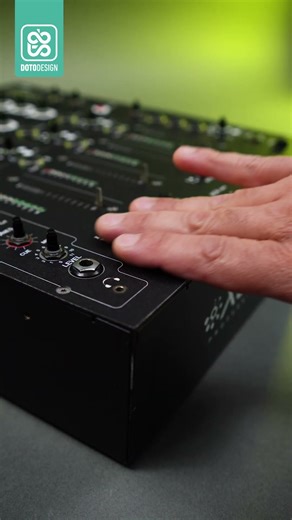 Alle&Heath Xone 42 - Customize and protect your dj turntable - Skin by Doto Design