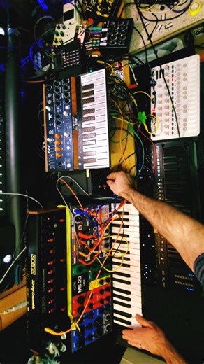 Alien Synth Technique Crazy sounds - spaceship noises #asmr #noisemusic BioMechanical Synth Jam