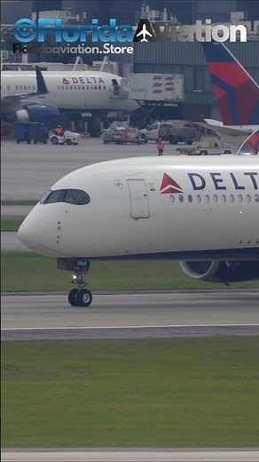 Airbus A350 Closeup Takeoff at Atlanta Int'l Airport - Plane Spotting Heavy Widebody Aircraft
