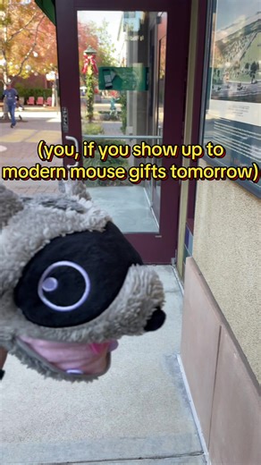 The holidaze are creepin’ up. Just like this Raccoon Bag by @official_derptiles 🦝🤣 ⚠️ PSA: We will be closed tomorrow, 11/27. Catch us today before 6pm, otherwise we reopen on Friday, 11/28. South Shore Center will also have their tree lighting from 4-6pm, all the more reason to visit Modern Mouse Gifts! 🎁 We are located at 2223 South Shore Center. See you soon 🐭