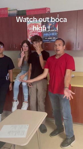 #lastday #summerbreak #bocahigh #bocamiddle #fyp#goldberg