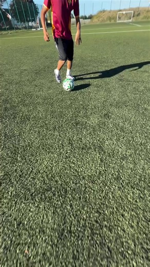 Guess my position? 🤯🇧🇷 #footballskills #viralfootball #1v1football #footballfreestyle #futsal | Iman Alam