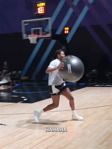 I promise we play basketball too 😭 #Phantom #Unrivaled | Phantom