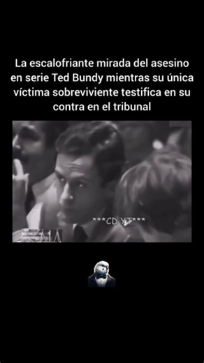 Canario Blanco on Instagram: "Ted Bundy se convirtió en uno de los criminales más infames de la historia de Estados Unidos al ocultar la violencia extrema tras el encanto y la inteligencia. Activo durante la década de 1970, se enfocaba en mujeres jóvenes, a menudo fingiendo estar herido o necesitar ayuda para ganarse su confianza antes de secuestrarlas. Bundy confesó docenas de asesinatos en varios estados, aunque los investigadores creen que la cifra real puede ser mayor. Su caso conmocionó a l