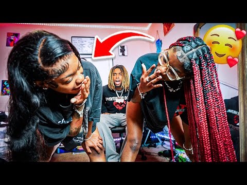 TWO SHY FREAKS RANDOMLY FLASHED ME DURING ARGUMENTS😍