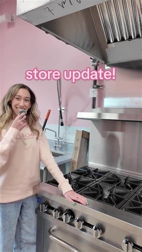 We have a STOVE! So exciting watching all the pieces of the kitchen come together 🧑‍🍳🔥 ✨ • • • • • • #monmouthcounty #newjersey #rumson #fairhaven #bradleybeach #avonbythesea #brielle #middletown #littlesilver #redbank #shrewsbury #oceanport #monmouthbeach #marlboro #freehold #coltsneck #manasquan #charcuterie #charcuterieboards #grazingtable #dessertspread #charcuterieclasses #customsugarcookies #charcuterietable #charcuteriecart #wedding #bridalshower #babyshower #eventcatering #corporateca