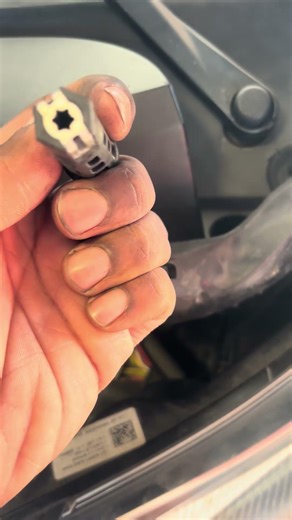 2023-2026 Dodge Ram promaster 2500 3500 Headlight assembly removal.