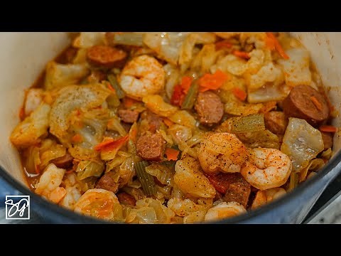 Delicious Fried Cabbage with Shrimp Recipe: Ready in Just 30 Minutes!