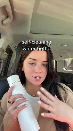 Self-Cleaning UV Water Bottle - Perfect Accessory for Queens