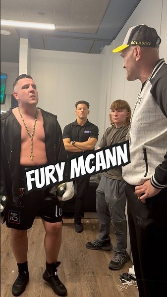 TYSON FURY GIVES FINAL PEP TALK TO JORDAN MCCANN BEFORE RING WALK | IBIZA FINAL BOSS