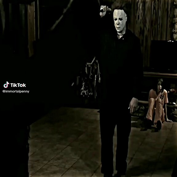 Jason Voorhees and Michael Myers Battle Pennywise in Horror Showdown