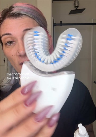 U-Shaped Auto Brush: 30-Second Brushing