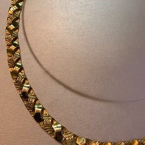 Anton’s Block Link Gold Chain 10kt 18” 24gr $10,875 Available @antonsgoldrush #original #anton’s #block #link #gold #chain #originaldesigner #antonboss #trinidad’sbest #trinidadjeweler #frederickstreet #pos #trincitymall | Anton Est 1996