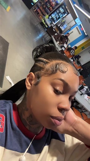 Official Barbie Dej 🫦 (@lifeofbarbiedej)’s videos with original sound - Taffy$