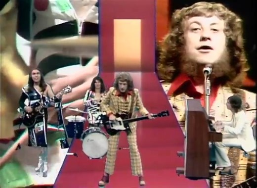 7.9K views · 162 reactions | Artist: Slade Title: Everyday ⛄ Released: 1⃣9⃣7⃣4⃣ Oldies but Goodies #Seventies #Eighties #70s #80s #TopPop | Remember The 70s And 80s | Facebook