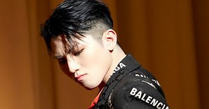 Here's Why SEVENTEEN's Woozi Wrote "Ruby" In English