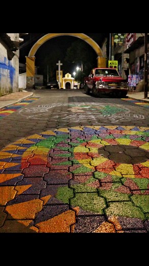Murales en Santiago Sacatepéquez: Arte y Cultura