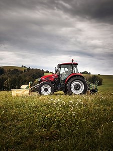 5.6K views · 94 reactions | Erlebe den Farmall C aus erster Hand mit Marco Otten, Case IH Business Marketing Manager Europe. Performance. Vielseitigkeit. Zuverlässigkeit. Jetzt das Video ansehen: https://ow.ly/o8gg50XKJeJ #CaseIH #Farmall #TheOneForAll | CASE IH | Facebook
