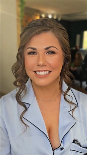 ✨Our gorgeous bride looked absolutely radiant with her soft, romantic half updo paired with natural glam makeup — the perfect timeless look for her special day! 💍💖 #BridalBeauty #HalfUpdo #SoftGlam #BridalMakeup #SalonBridalTeam #WeddingHair #BohoBride #RomanticStyle #BridalInspo #HairAndMakeupGoals | Organic Infusion Hair & Nail Salon