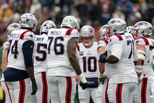 Patriots-Chargers NFL playoffs wild-card betting odds, picks and predictions: Best bets for Patriots-Chargers