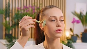 Watch Customer Support Video on Amazon Live