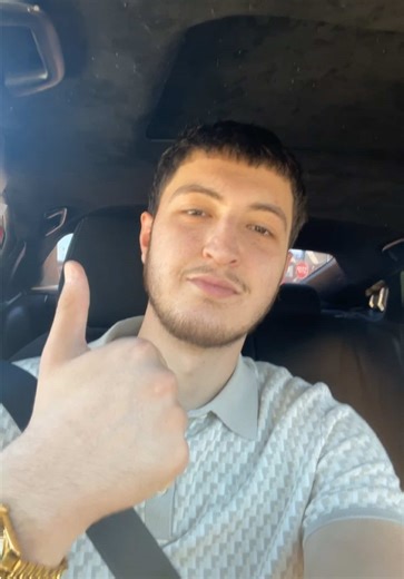 Day 35 of not cutting my hair until @MrBeast puts me in a video #mrbeastchallenge #mrbeast #fyp