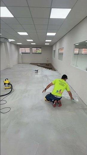 Como aplicar cola para instalar piso vinílico