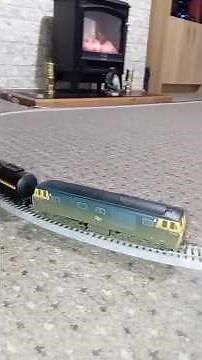 BR Class 35 'D7067' Pulling some Shell Tank Wagons #ooguage #modelrailway #shorts