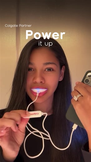 Get a smile GLOW UP with the help of our Optic White LED Whitening Kit ✨ | Colgate