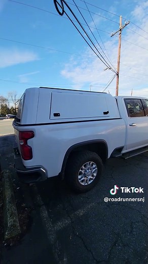 Today we installed a RSI Smart Cap Commercial on this 2024 GMC 2500HD pickup. Manufactured using automotive-grade, tough-as-nails stainless steel, the SmartCap EVOc Commercial is a brilliantly engineered truck bed cap system. The steel side doors and optional Security Screen provide incredible protection for your truck bed. Outfit your EVOc with our SmartSystem™ of accessories, to build the ultimate commercial truck based on your cargo management needs. Nice work! #rsismartcap #gmc #gmcsierra #g
