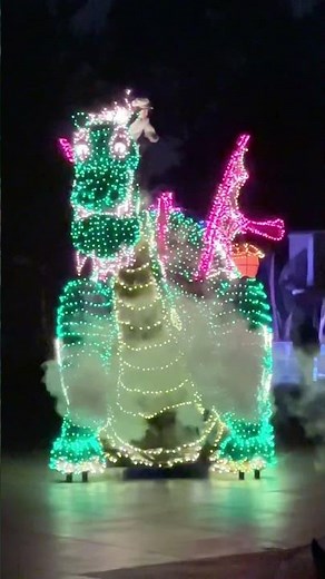 🎉51 YEARS OF THE MAIN STREET ELECTRICAL PARADE! #Disneyland #MainStreetElectricalParade