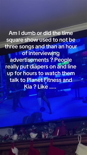 I feel second hand embarrassment that they call this a big New Year’s Eve event when literally all they’ve done is talk to companies over and over ? Why would anybody go to this at this point ? #nye #nyc #balldrop #newyorkcity