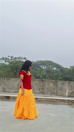 বিখ্যাত অফিসিয়াল ড্রেস অর্ডার করুন