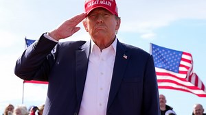 Escándalo millonario en Estados Unidos: Donald Trump demanda al Servicio de Impuestos Internos y reclama 10.000 millones de dólares
