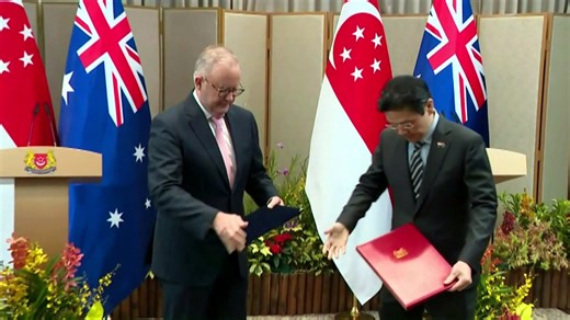 Australian prime minister secures fuel deal with Singapore