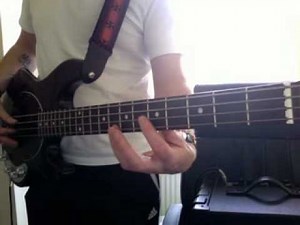 How to tune your Bass guitar: 5th fret method. Harmonics. Drop tunings & half-step tunings.