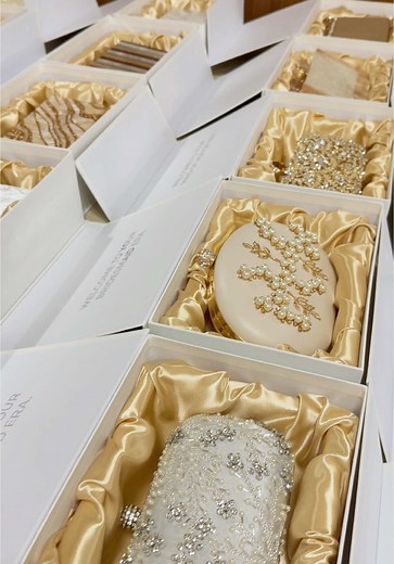 January’s flying by! More orders on their way 💫 Thank you to our 2025 brides 👰🏻‍♀️💍 falacioph.com #clutch #falaciobags #wedding #weddingbags #falacioph #purse #bridesmaids #bridesmaidsbags #giftideas #principalsponsors #principalsponsorsgifts #gifts #thankyougift #proposalbox #wedding2025