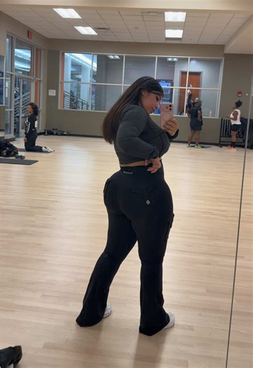 😏It’s the leggins for me ✨ #Zumba #Leggins #leggingsoutfit #leggingsreview #Dance