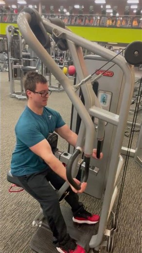 How To Do An Underhand Seated Row