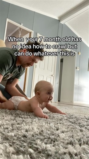 There’s no “normal” way to crawl 😊 #crawl #babymovement #crawlingbaby | Blueberry Pediatrics
