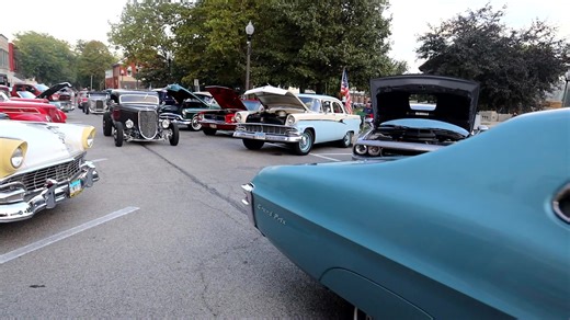 Here is a little video from the Rusty Rodz Car Club, Car Cruise on the Square, in Highland, IL this weekend. Thanks for taking a look! | Ramblin Around TV